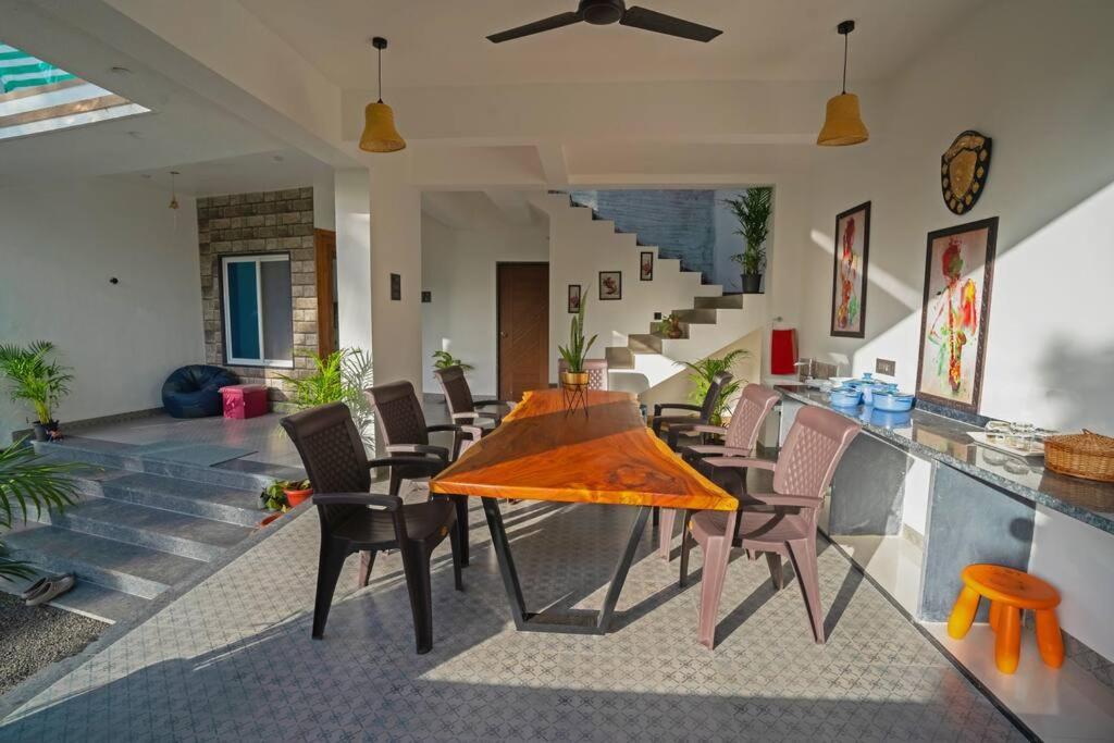 Almond Villa Find Your Paradise Alībāg Dış mekan fotoğraf